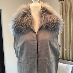 LISA INTERNATIONAL Blue-Silvery Gray Suede Vest with Lamb Hair Collar, Size L
